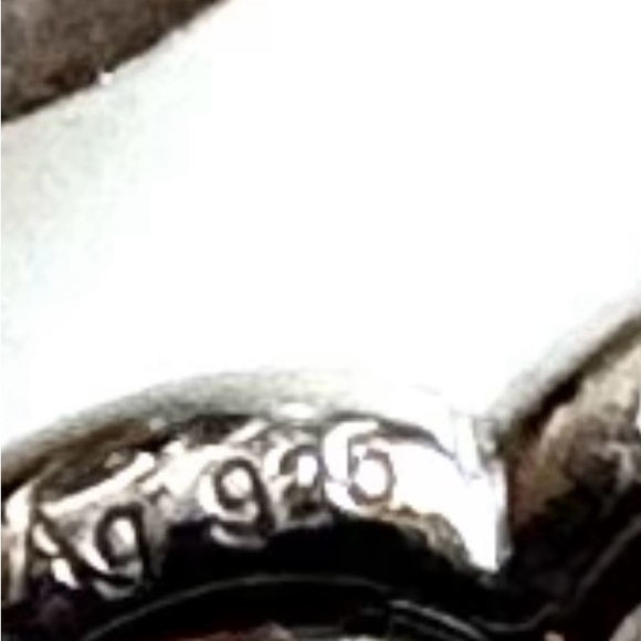 GUCCI 925 Sterling Silver Bamboo Heart Post Earrings | Stamped | Made in Italy - Picture 6 of 7